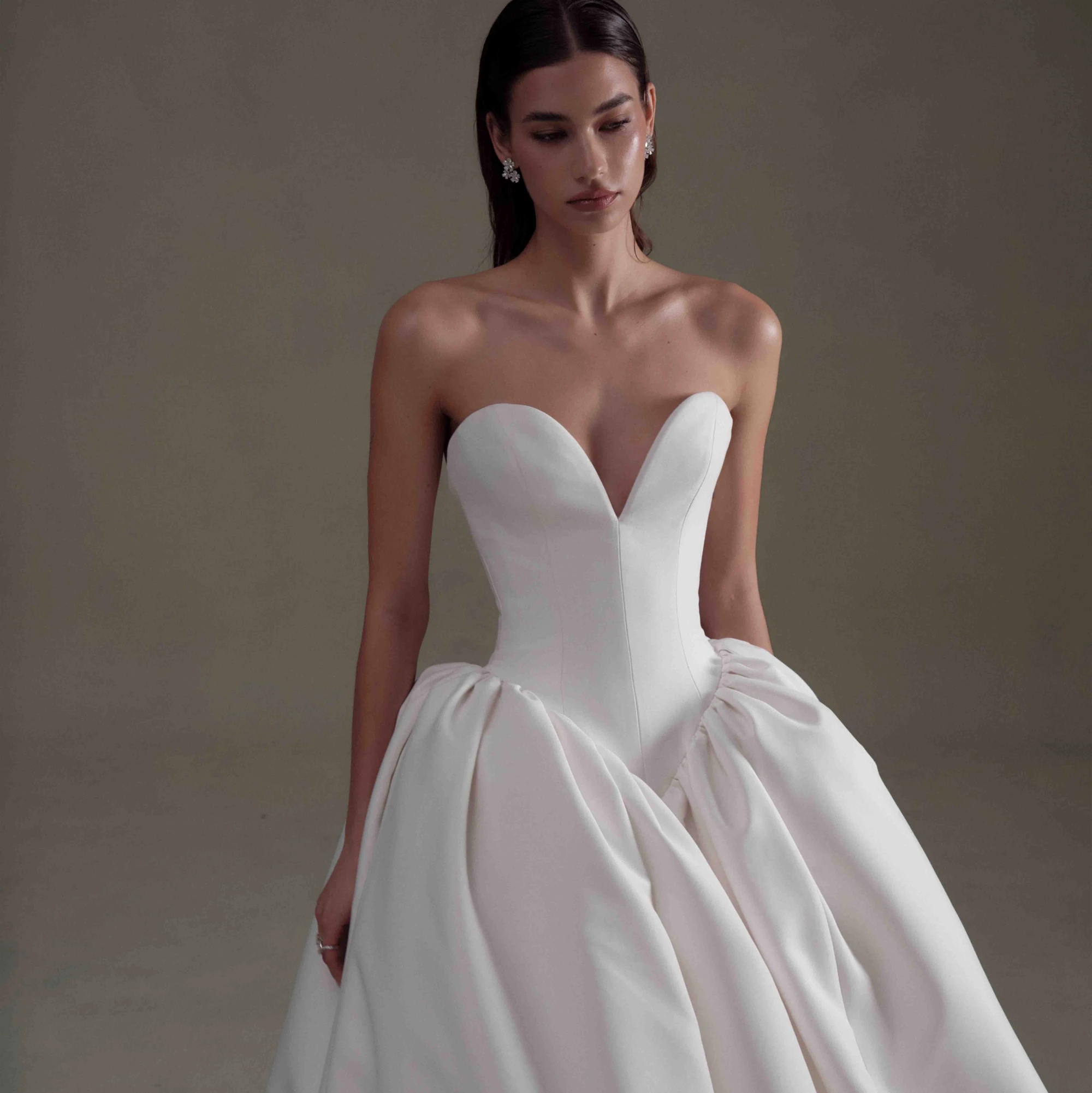 Model wearing white Senstudio dress